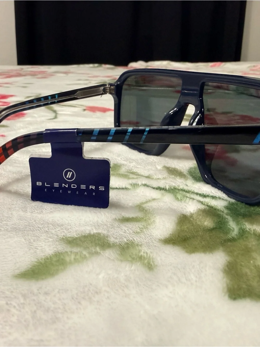 Blenders Men’s Amber-Gradient Shield Sunglasses